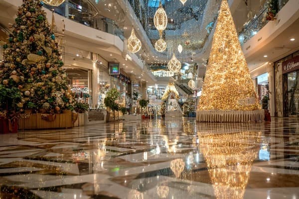 Новогоднее оформление магазинов